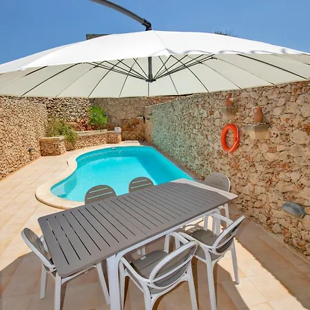 Ta Xandru Villa Il-Pergla